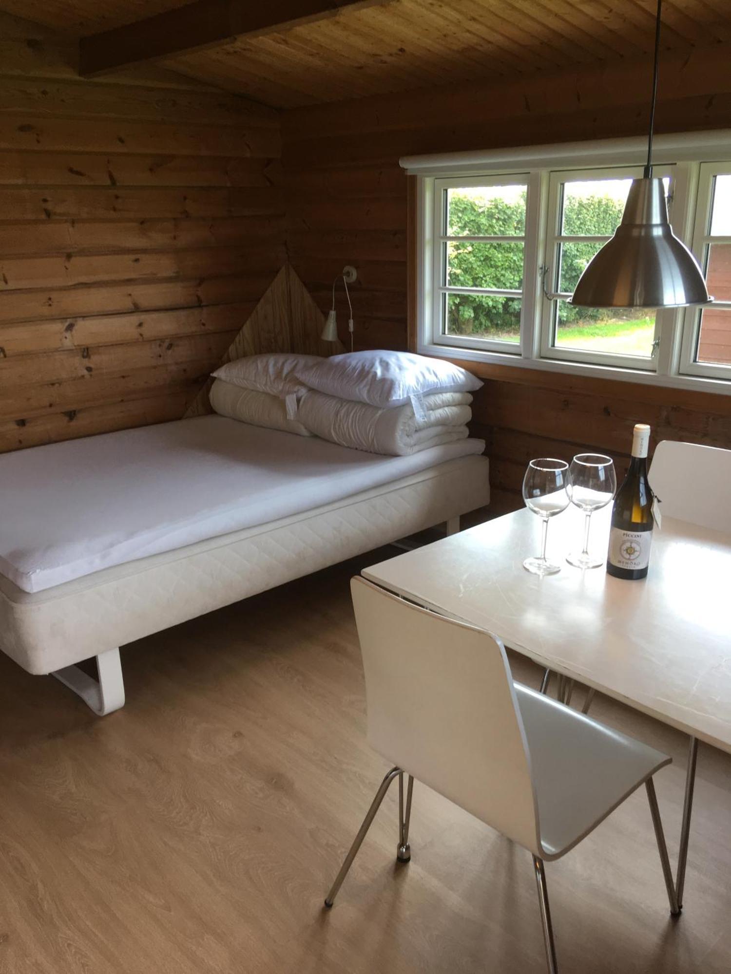 Vikaer Strand Camping & Cottages Diernæs Bagian luar foto