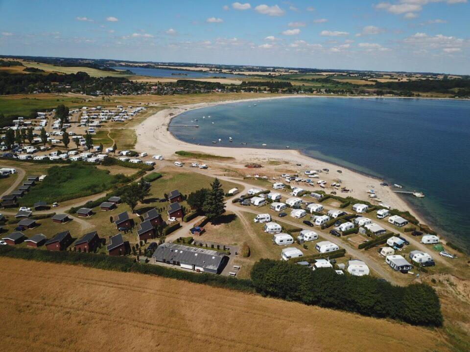 Vikaer Strand Camping & Cottages Diernæs Bagian luar foto